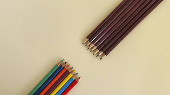 铅笔孩子们的创造力表绘画纸纸有创意的活动孩子们假期检疫孩子们的创造力刺绣项目