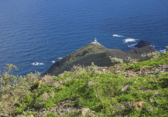 视图灯塔anaga灯塔绿色山蓝色的海大西洋<strong>海洋风</strong>景anaga山tenerife金丝雀岛西班牙