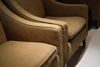 棕色（的）缓冲沙发椅子扶手椅生活房间