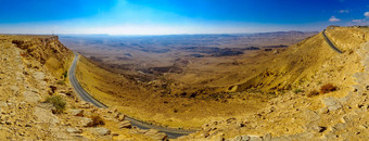 全景视图悬崖景观路马赫特什火山口