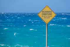 标志危险海洋条件