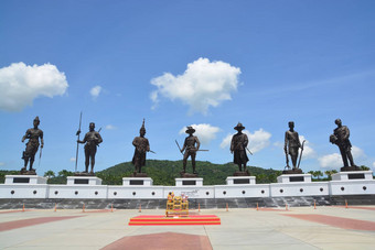 国王巨大的雕像雕像著名的泰国国王拉贾巴克提公园