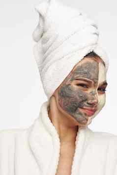 女人清洁皮肤化妆品水疗中心治疗皮肤病学护理白色