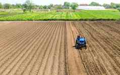 农民拖拉机驱动器农场场农业农业综合企业日益增长的蔬菜处理转换土壤农业改善质量土地