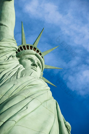 雕像自由巨大的铜雕像设计奥古斯特巴尔托迪法国雕塑家建古斯塔夫埃菲尔铁塔专用的10月著名的图标7月美国