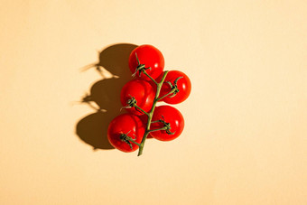 <strong>樱桃番茄蔬菜</strong>新鲜的成熟的食物最<strong>小</strong>的奶油颜色