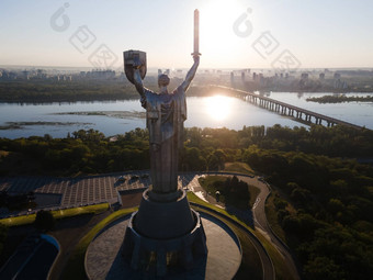 纪念碑祖国早....基辅乌克兰空中视图