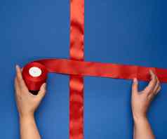女手领带红色的丝绸丝带蓝色的盒子礼物wrapp