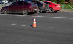 橙色交通锥路路径路作品绕道危险的部分路巷道维修