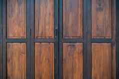 ฺ黑色棕色（的）木折叠门