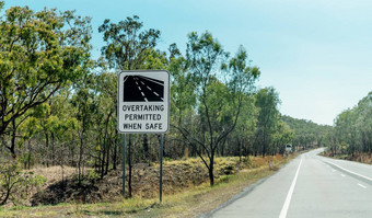 <strong>超车</strong>许可标志澳大利亚高速公路