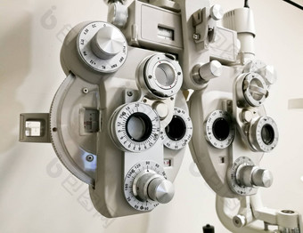 双光眼镜验光视力测量设备白色使用