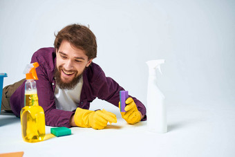 快乐的更清洁的洗洗涤剂卫生服务专业