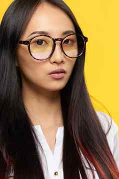 女人亚洲外观眼镜优雅的风格培训学生