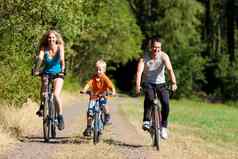家庭骑自行车体育运动