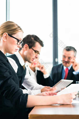 业务会议办公室团队工作平板电脑