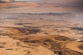 雷蒙火山口马赫特什雷蒙最大世界高岩石悬崖边缘周围北雷蒙自然储备mitzpe雷蒙内盖夫沙漠以色列