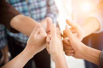 人拇指团队合作集团人业务概念合作开始主题