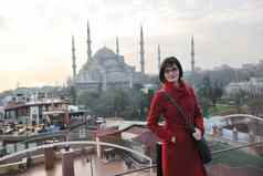 女人访问古老的istambul火鸡