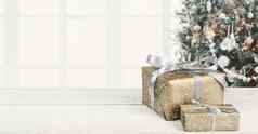 圣诞节背景礼物盒子白色木表格