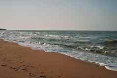 波海滩沙子景观海洋夏天旅行