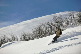 自由泳滑雪跳骑