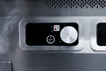 商业厨房设备温度控制关闭