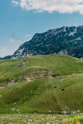 山谷日出<strong>自然</strong>夏天景观山峰<strong>绿色自然</strong>风景<strong>绿色</strong>山景观