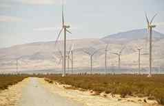 莫哈韦沙漠沙漠路风涡轮机莫哈韦沙漠加州美国