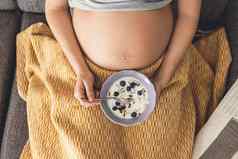 怀孕了女人吃健康的食物