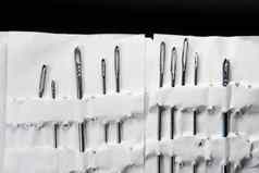 集缝纫针缝纫刺绣类车间手工艺手工制作的工作场所纺织行业刺绣针白色包针工厂