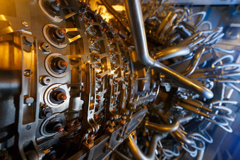 气体涡轮引擎饲料气体压缩机位于内部加压外壳气体涡轮引擎离岸石油气体中央处理平台