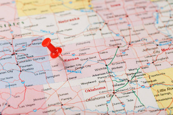 红色的文书针地图美国堪萨斯资本托皮卡关闭地图堪萨斯红色的谢谢