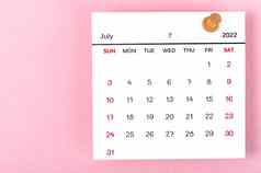 7月卡伦卡木推销粉红色的背景