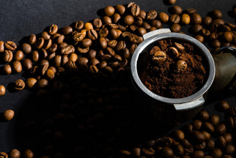 咖啡豆子黑色的背景