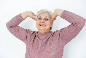 高级女人肩膀疼痛上了年纪的女人持久的可怕的疼痛肩膀疼痛上了年纪的人高级夫人肩膀疼痛