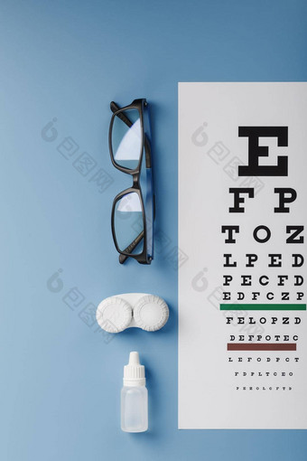 眼科配件眼镜镜头眼睛测试图表愿景修正蓝色的背景