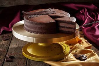切片巧克力海绵蛋糕巧克力奶油乳酪糖衣
