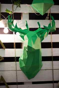 绿色鹿头使纸墙