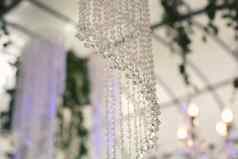 美丽的豪华的浪漫的装饰婚礼庆祝活动拱装饰挂织物水晶吊灯