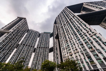 底视图真正的房地产住房小镇新加坡摩天大楼云天气