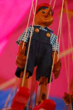 娃娃木皮诺曹手工制作的木偶