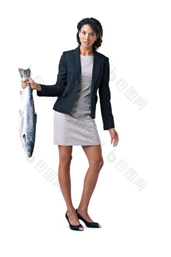朋友,可疑的可疑的业务交易工作室拍摄女商人持有死鱼白色背景