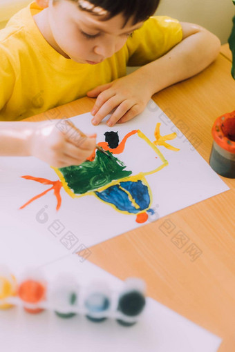 男孩油漆生活方式孩子们的爱好休闲首页孩子们的图纸心理学孩子们的图纸