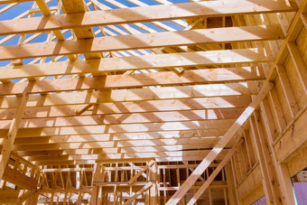 工业屋顶<strong>桁架</strong>系统木木材梁