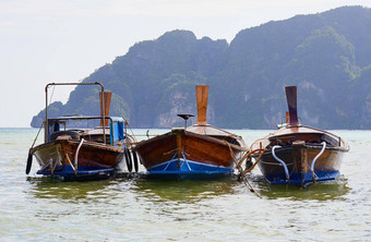 漂浮<strong>安达曼海</strong>拍摄集团船浮动<strong>安达曼海</strong>