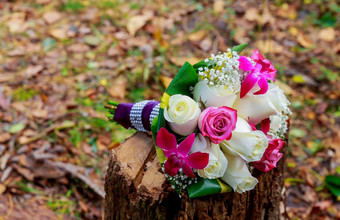 婚礼新娘花束玫瑰