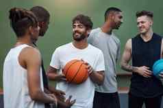 人游戏拍摄集团运动年轻的但挂篮球法院