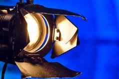 特写镜头专业照明夹具集摄影工作室概念拍摄电影