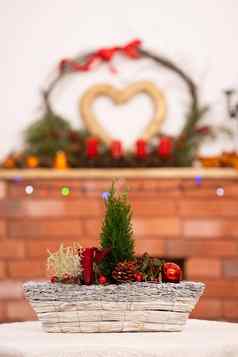 特写镜头视图圣诞节里德指圣诞节背景壁炉大心形的装饰